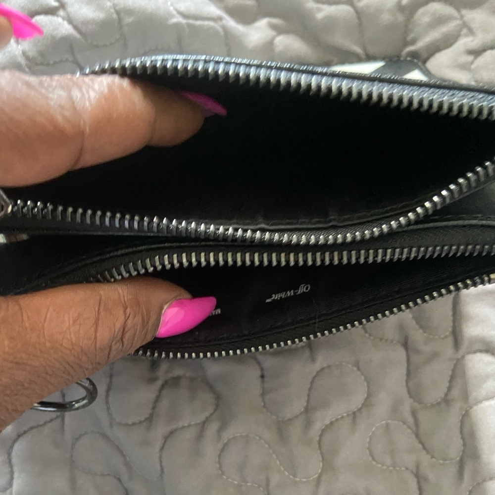 Off-White clutch - Picture 2 of 3
